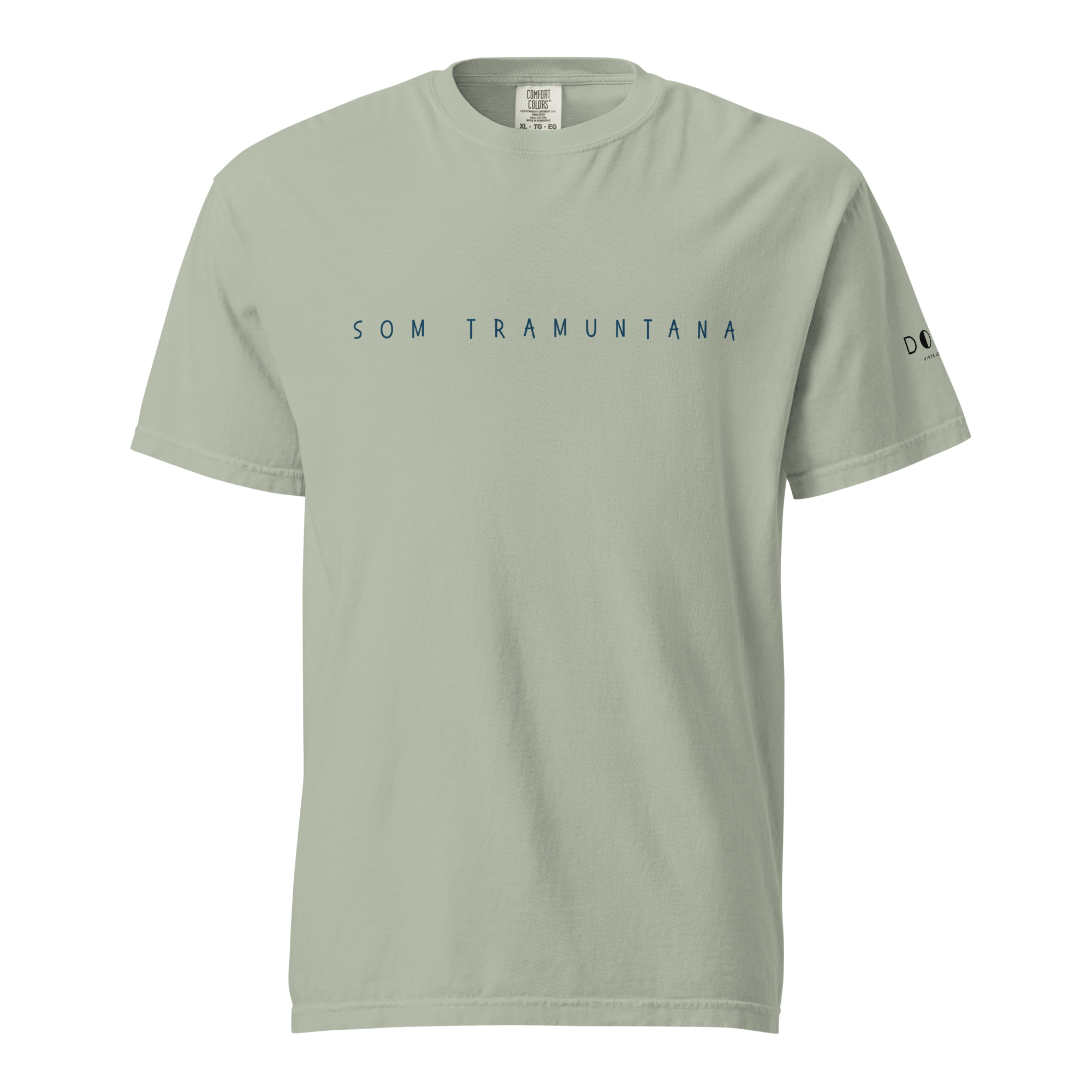 Camiseta gruesa teñida unisex SOM TRAMUNTANA (letra delantera azul)